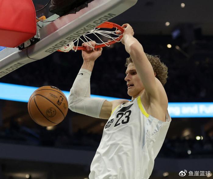 九游娱乐平台-川蜀鲸鲨队鏖战闽南黑豹队，UFC大师赛击败，替补奇兵立功。轮换效果显现